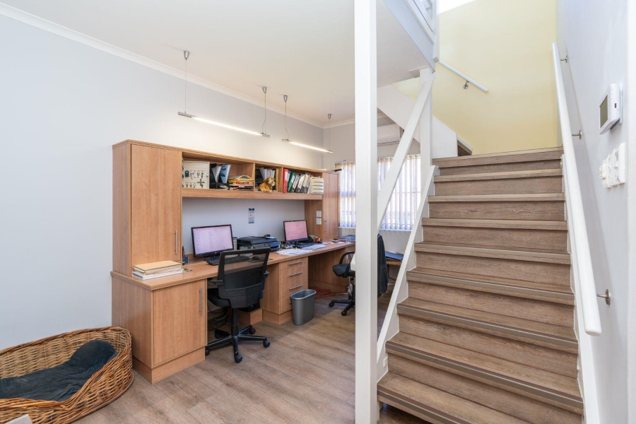 6 Bedroom Property for Sale in Milnerton Western Cape